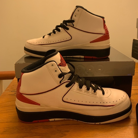 Jordan 2 Fire Red - Picture 5 of 7